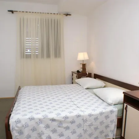 Mastrinka 4324b * Trogir